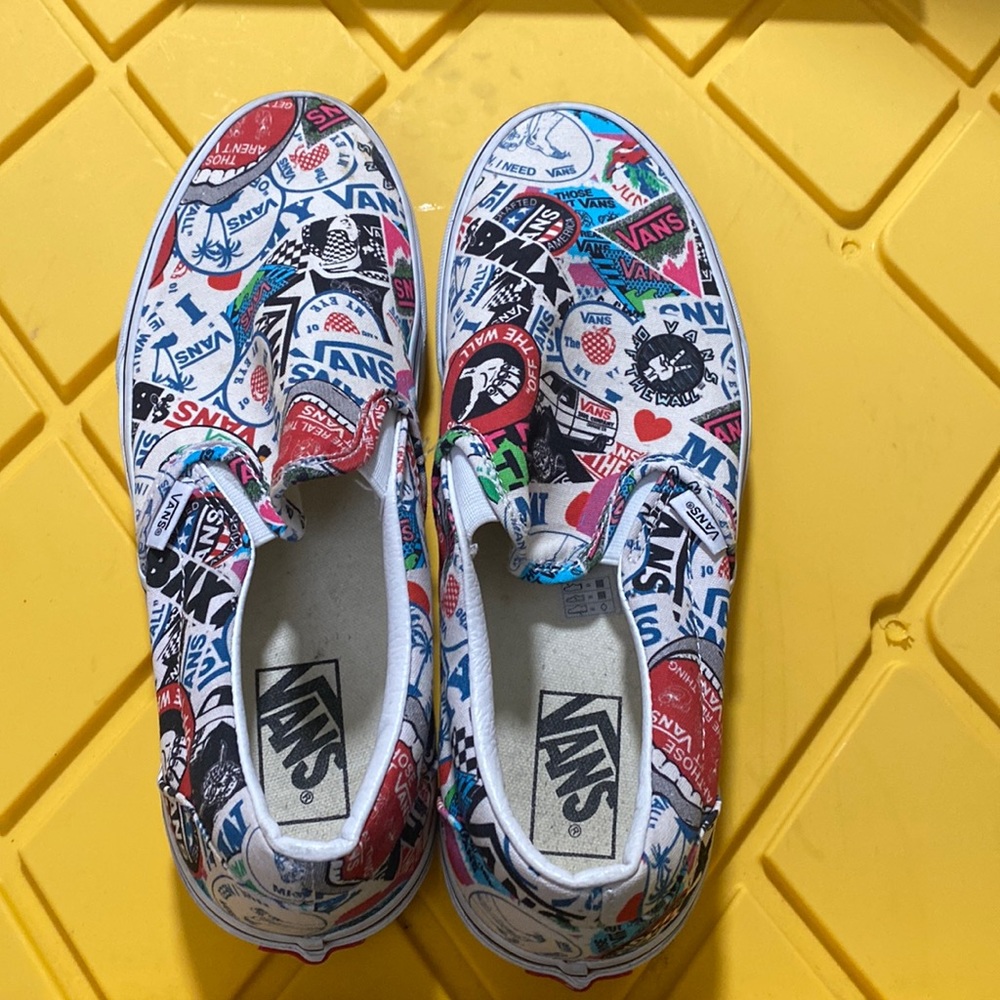VANS CLASSIC SLIP- ON